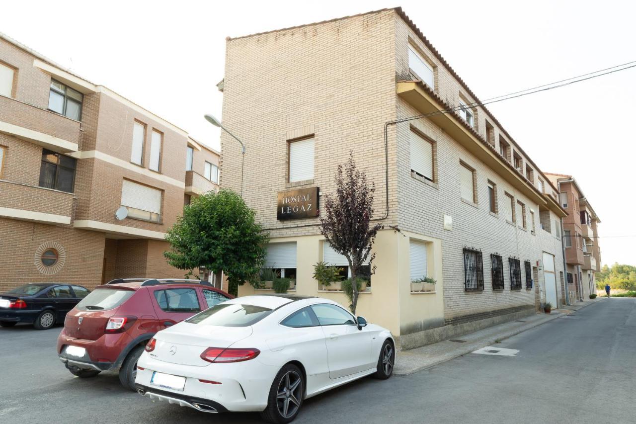 Hostal Legaz Funes Екстер'єр фото